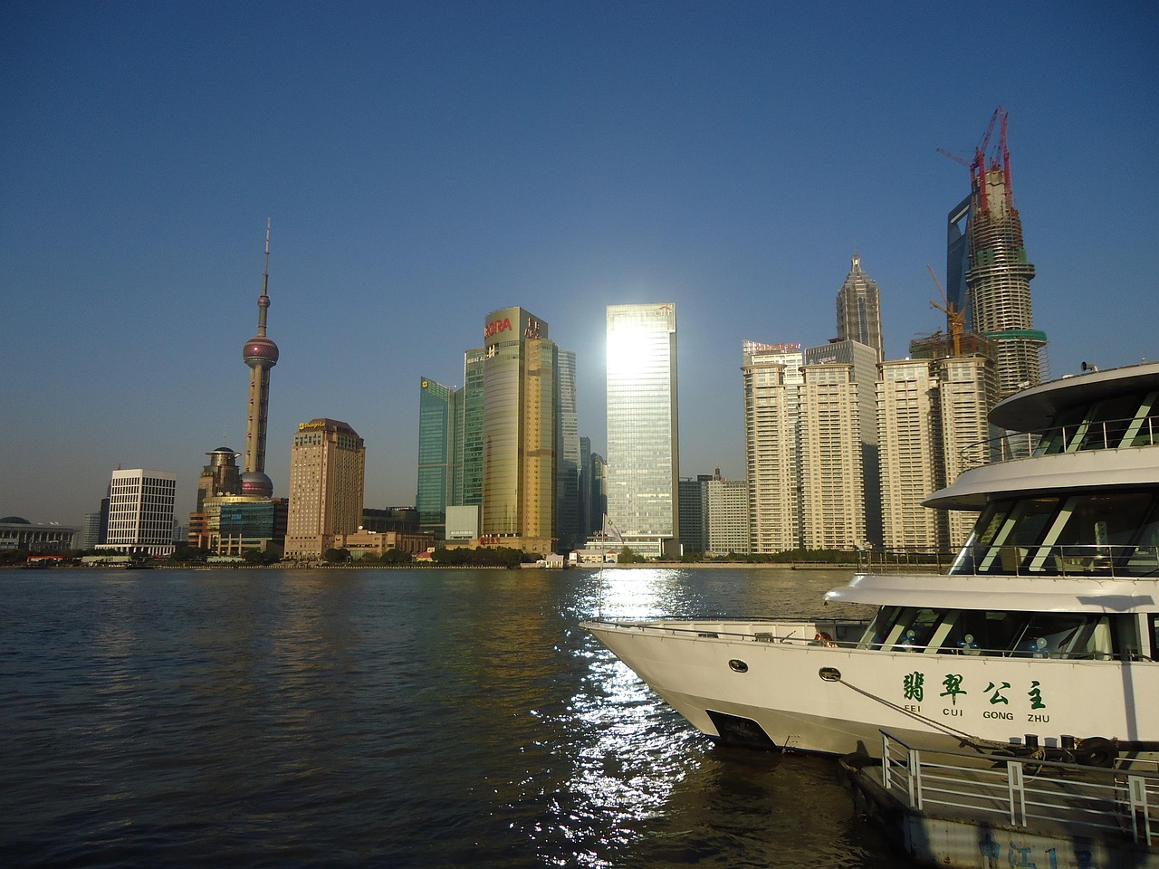 2022年澳门今晚特马,澳门今晚特马，探索未来的机遇与挑战